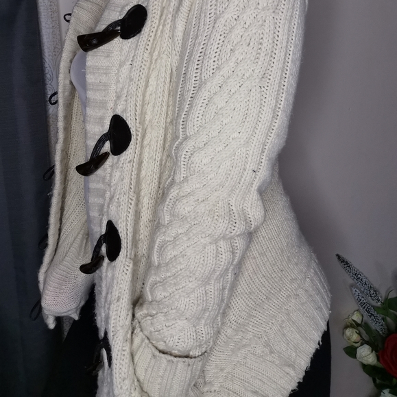 Horn Button Cardigan Sweater - Picture 9 of 11